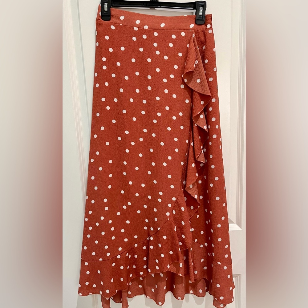 YACHT Polka Dot Ruffle Midi Skirt - Rust. Size US 6
